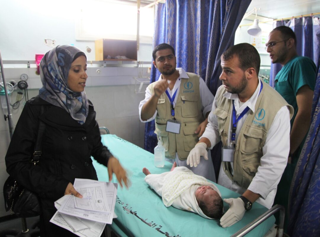 Emergency aid: During a severe crisis, we provide urgent relief within hours, using our long-standing experience in the field and local knowledge to mobilise aid, manpower and local resources. Emergency aid: During a severe crisis, we provide urgent relief within hours, using our long-standing experience in the field and local knowledge to mobilise aid, manpower and local resources.