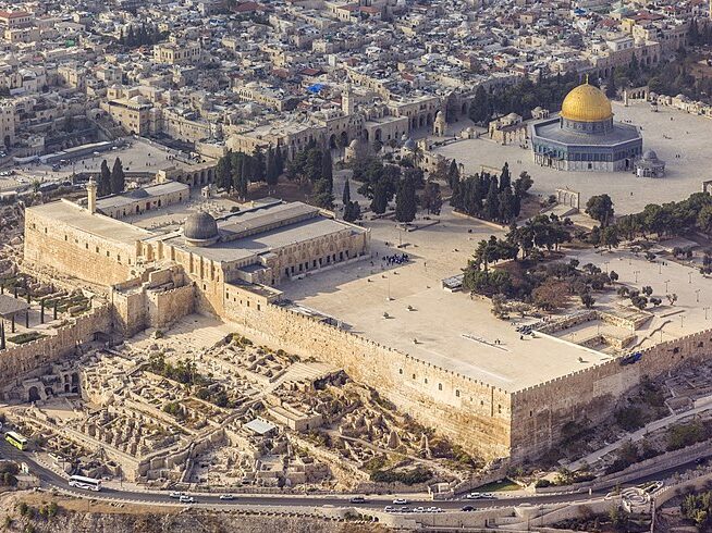 Al Aqsa Mosque Compound - Andrew Shiva / Wikipedia